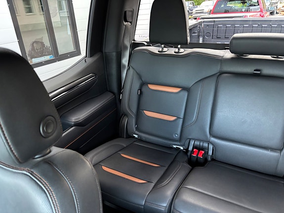 GMC Sierra 1500 7 of 9