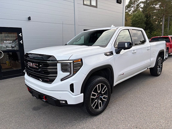 GMC Sierra 1500 3 of 9