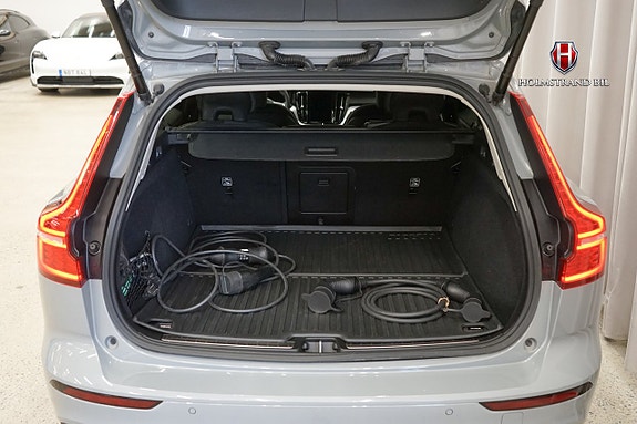 Volvo V60 22 of 24