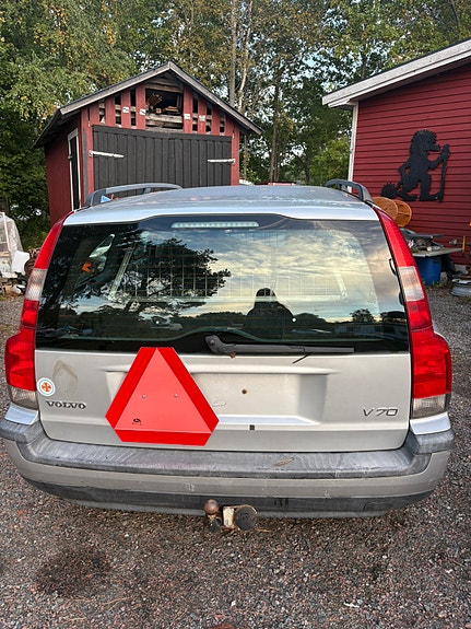 Volvo V70 6 of 10