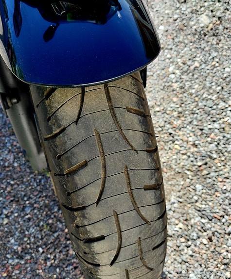 Honda CBR500R 5 of 9