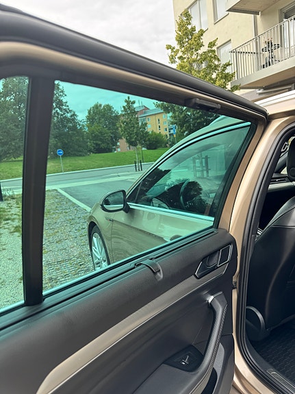 Volkswagen Passat 11 of 30