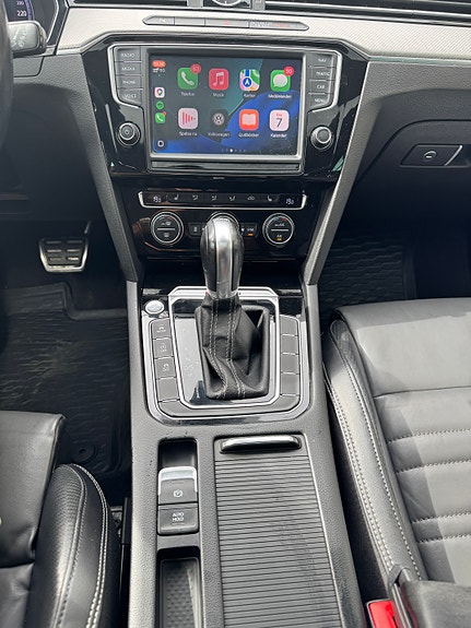 Volkswagen Passat 5 of 30
