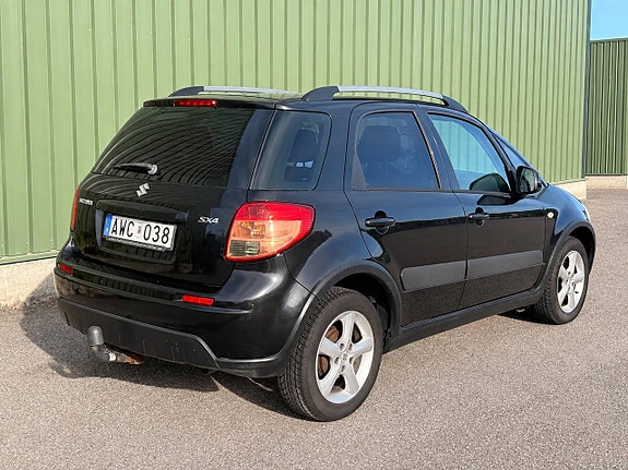 Suzuki SX4 7 of 15