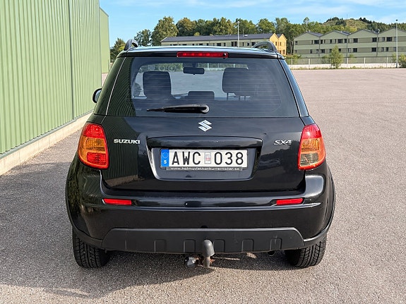 Suzuki SX4 5 of 15