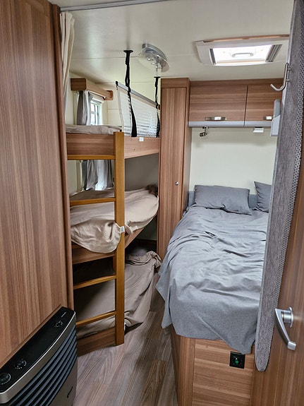 Weinsberg Carone 550 UK-2016 8 of 11