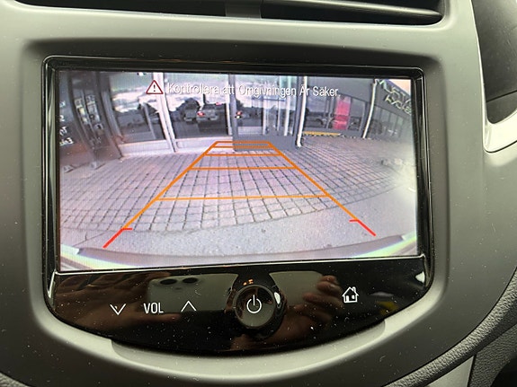 Chevrolet Trax 11 of 16