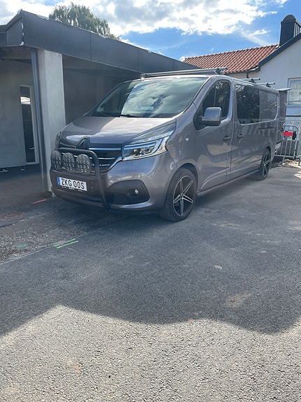 Renault Trafic 2 of 4