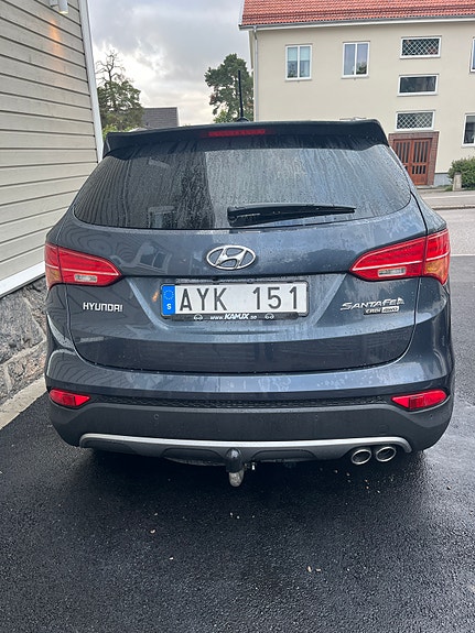 Hyundai Santa Fe 3 of 10