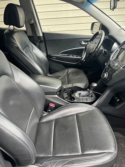Hyundai Santa Fe 7 of 10