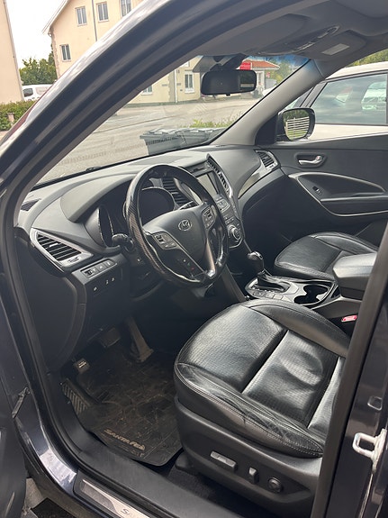 Hyundai Santa Fe 5 of 10