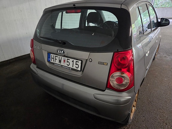 Kia Picanto 3 of 4