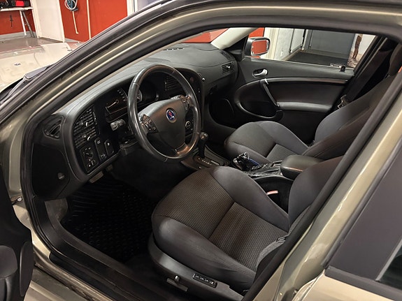 Saab 9-5 5 of 7