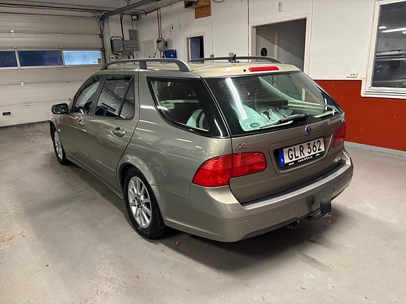 Saab 9-5 4 of 7