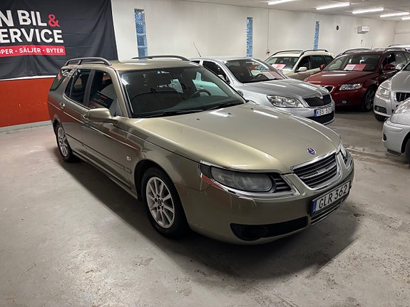 Saab 9-5 2 of 7