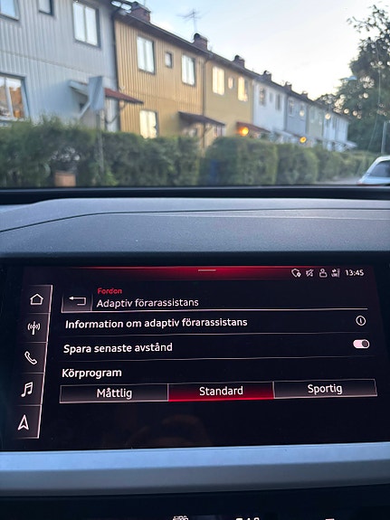 Audi Q4 e-tron 16 of 19