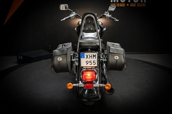 Suzuki VL1500 Intruder 4 of 13