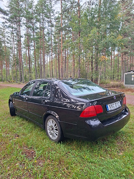 Saab 9-5 3 of 7