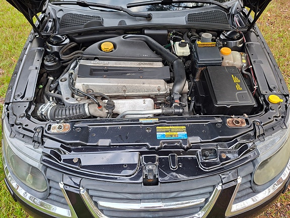 Saab 9-5 6 of 7