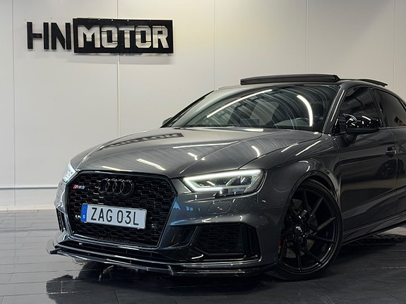 Audi RS3 2 of 30