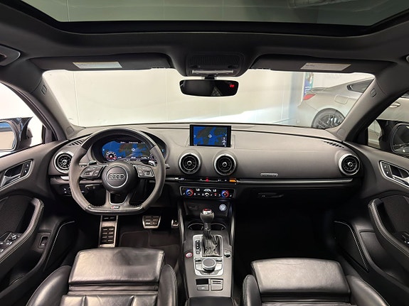 Audi RS3 24 of 30