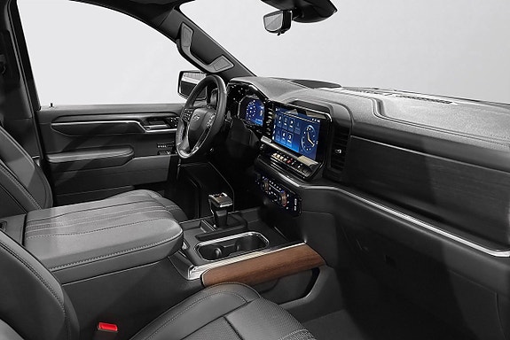 Chevrolet Silverado 1500 16 of 30