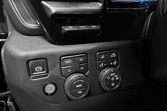 Chevrolet Silverado 1500 26 of 30