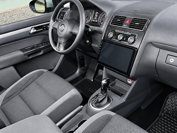 Volkswagen Touran 9 of 11