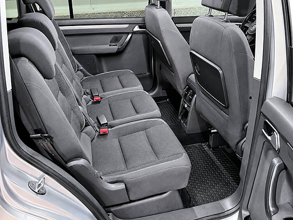 Volkswagen Touran 11 of 11
