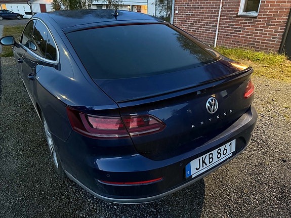 Volkswagen Arteon 2 of 3