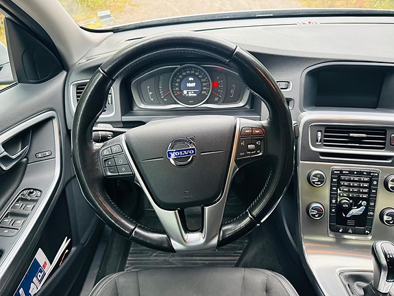 Volvo S60 8 of 11