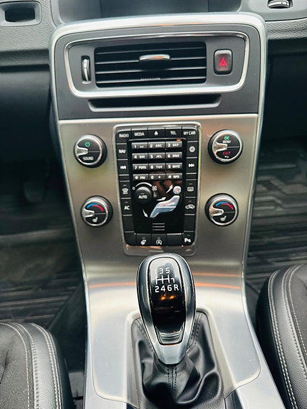 Volvo S60 11 of 11