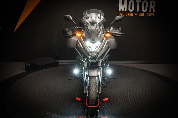 Honda NC750X 8 of 18