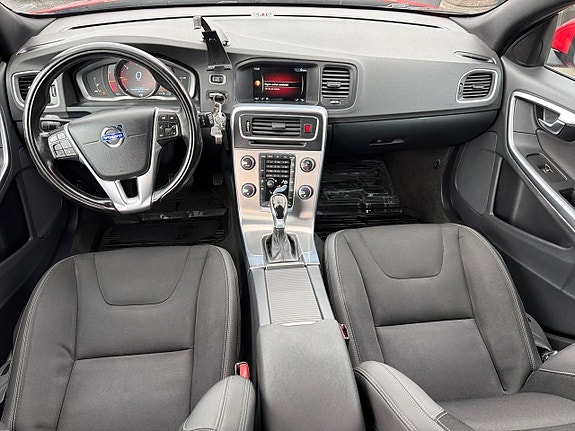 Volvo V60 10 of 21