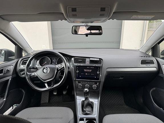 Volkswagen Golf VII 7 of 8