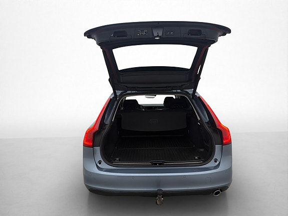 Volvo V90 10 of 30