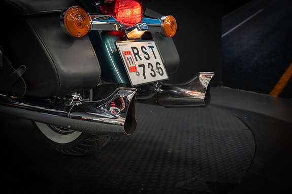 Harley-Davidson Road King Classic (FLHRCI) 9 of 18