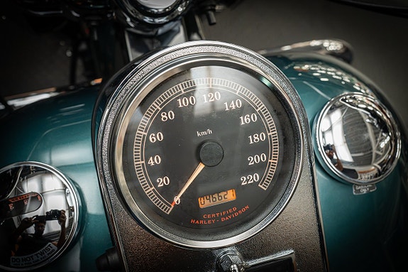 Harley-Davidson Road King Classic (FLHRCI) 18 of 18
