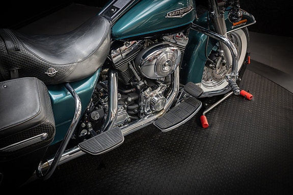 Harley-Davidson Road King Classic (FLHRCI) 13 of 18
