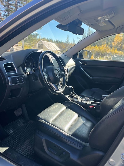 Mazda CX-5 5 of 8