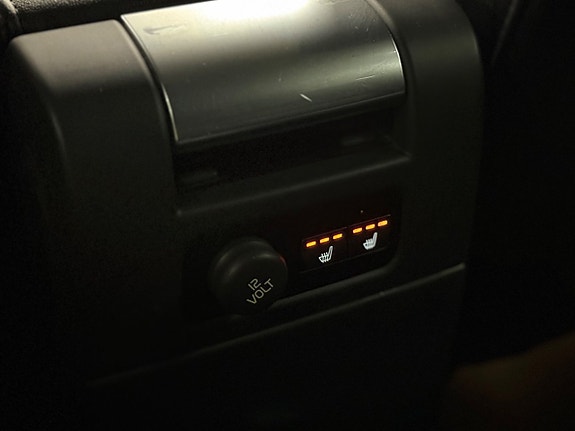 Volvo XC70 24 of 26