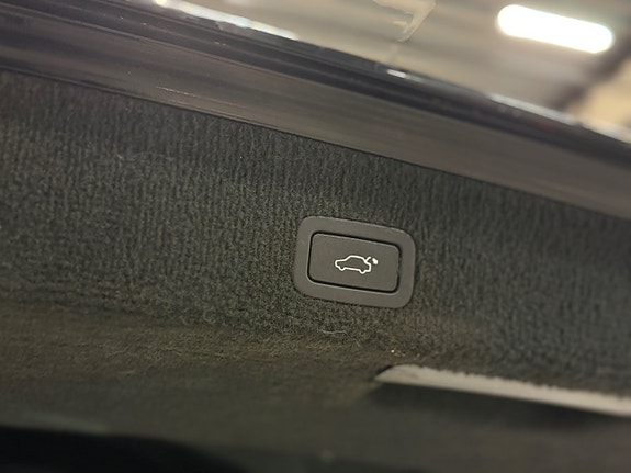 Volvo XC70 19 of 26
