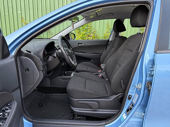 Hyundai i30 6 of 15