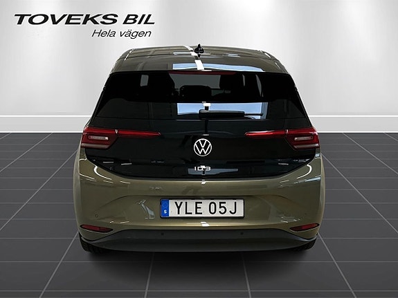 Volkswagen ID.3 4 of 13