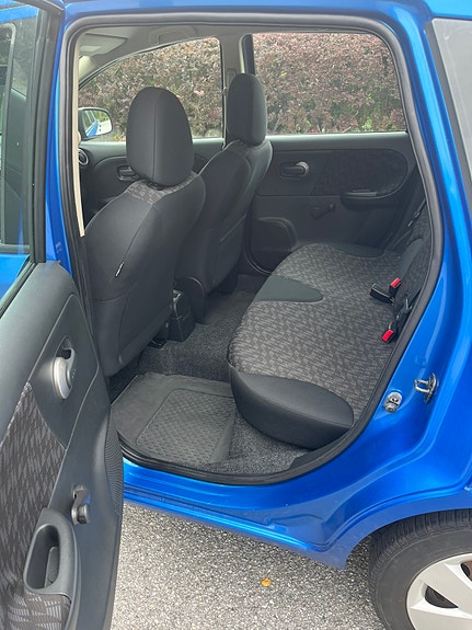 Nissan Note 9 of 17
