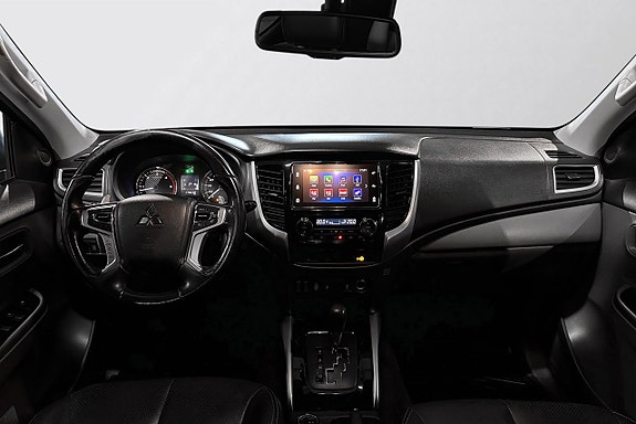 Mitsubishi L200 15 of 26