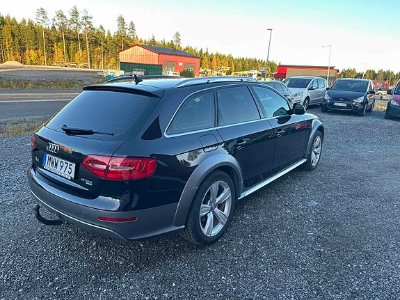 Audi A4 allroad 4 of 5