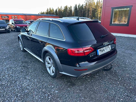 Audi A4 allroad 3 of 5
