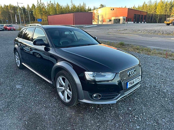 Audi A4 allroad 2 of 5