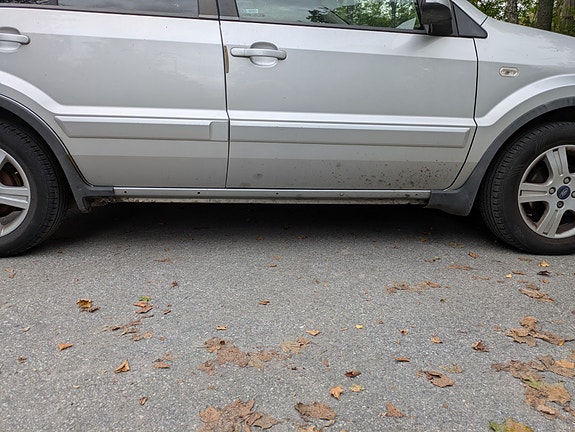 Ford Fusion 4 of 27